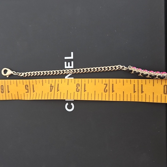 Chanel Chocker in the Box with Velvet Cover - NWOT - Picture 6 of 7